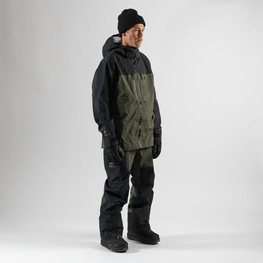 Men's Shralpinist 3L Gore-Tex Pro jacket - pine green